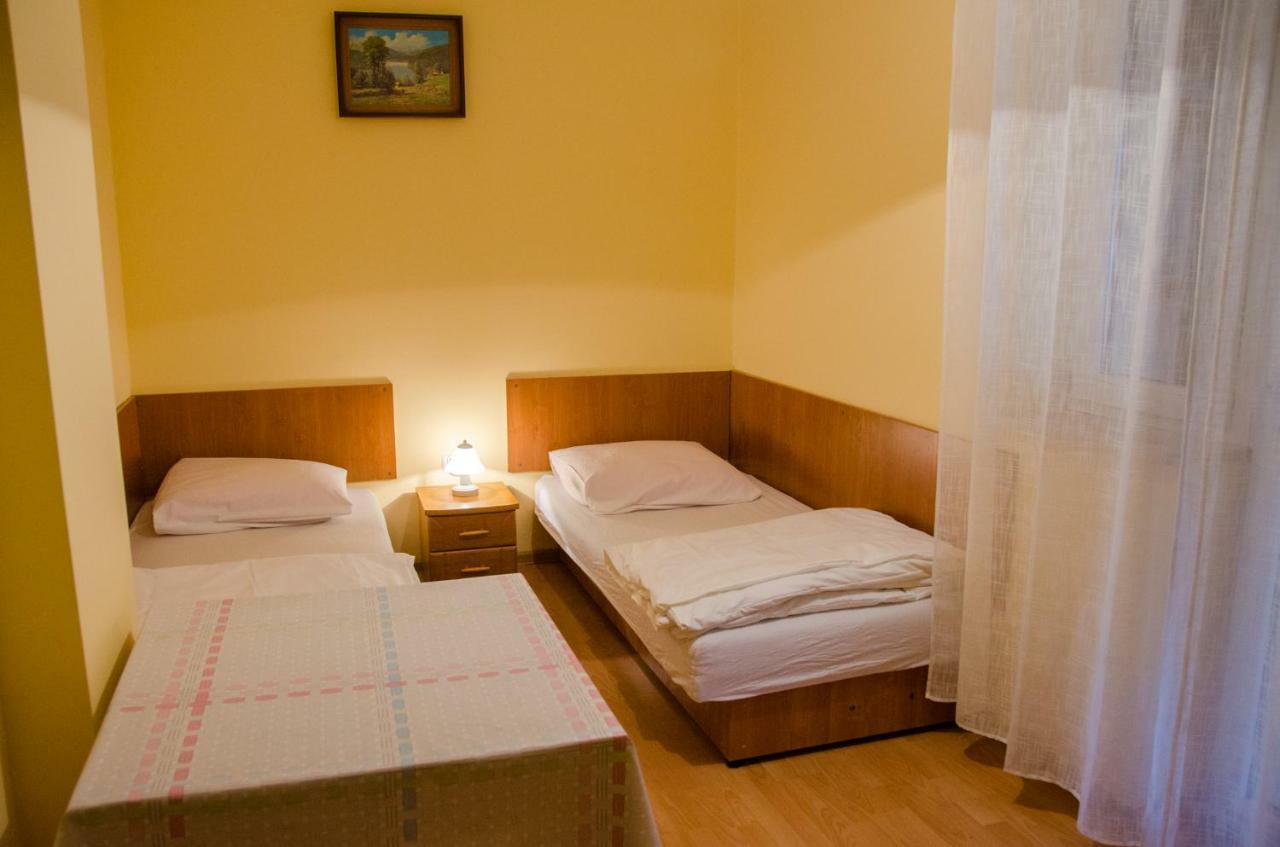Pod Debami Villa Wadowice Kültér fotó